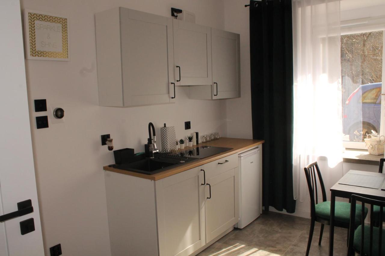 Apartament Z Historia Jelenia Góra Exterior foto