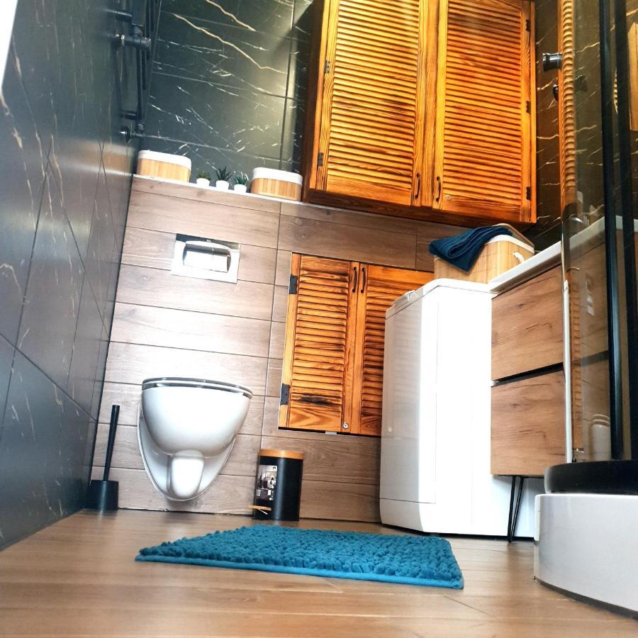 Apartament Z Historia Jelenia Góra Exterior foto