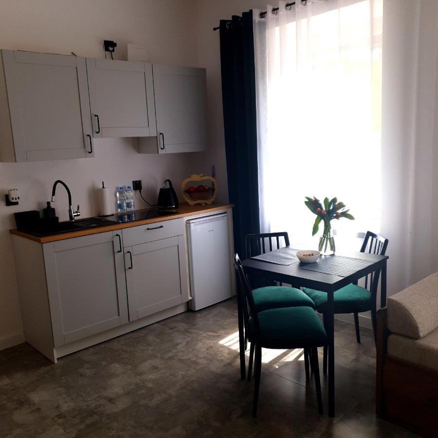 Apartament Z Historia Jelenia Góra Exterior foto